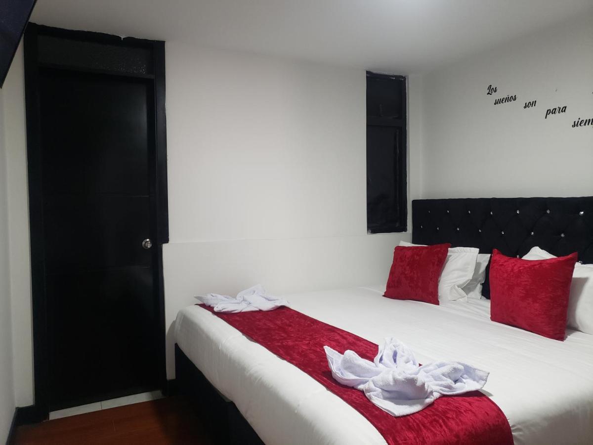Aw Hotel American Travel Bogota Exterior photo
