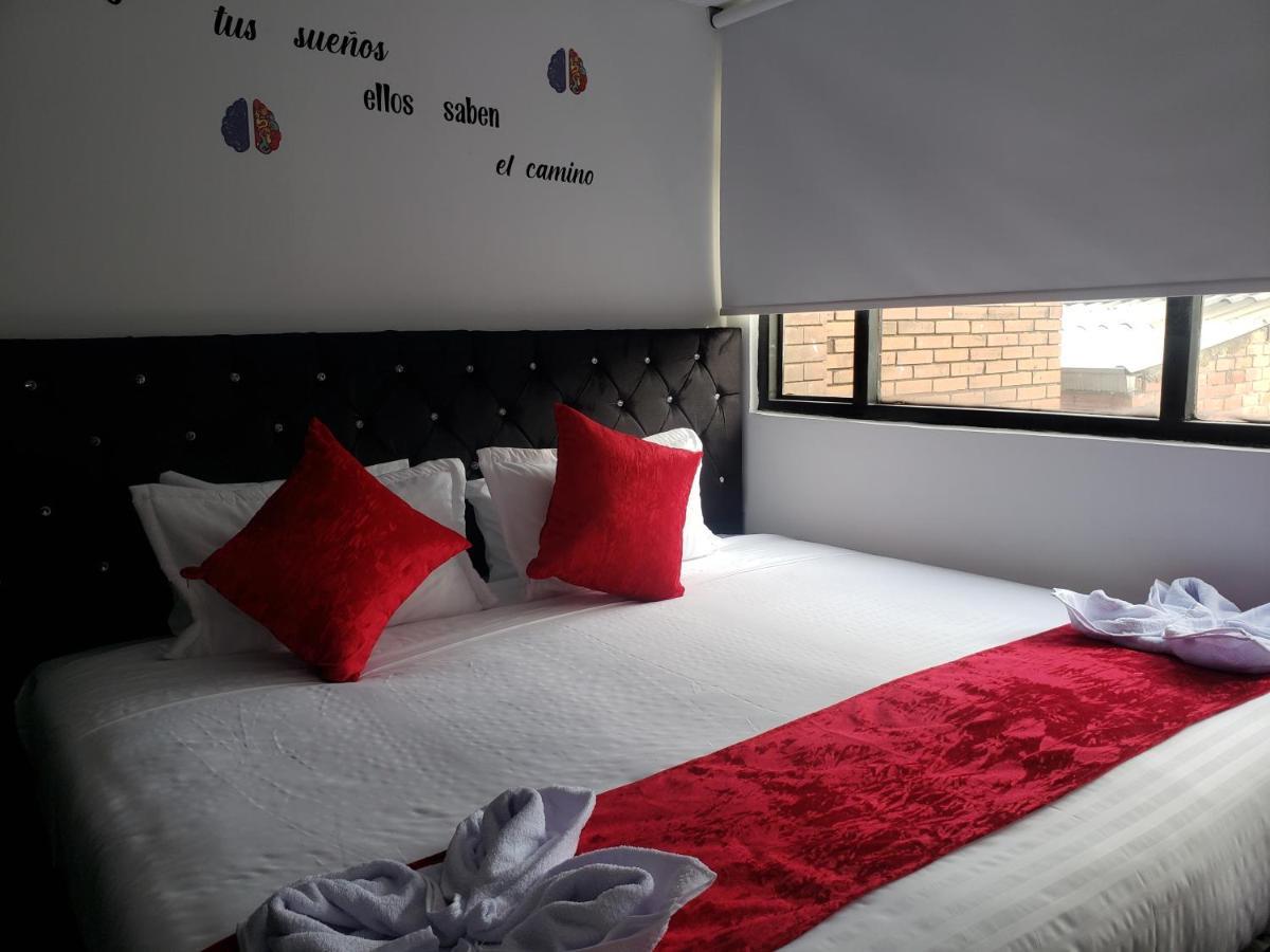 Aw Hotel American Travel Bogota Exterior photo