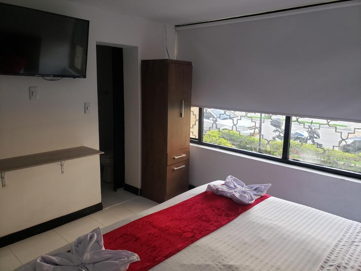Aw Hotel American Travel Bogota Exterior photo