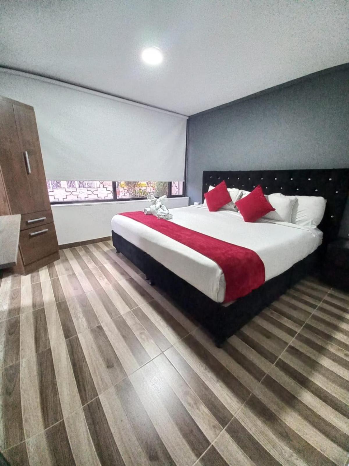 Aw Hotel American Travel Bogota Exterior photo