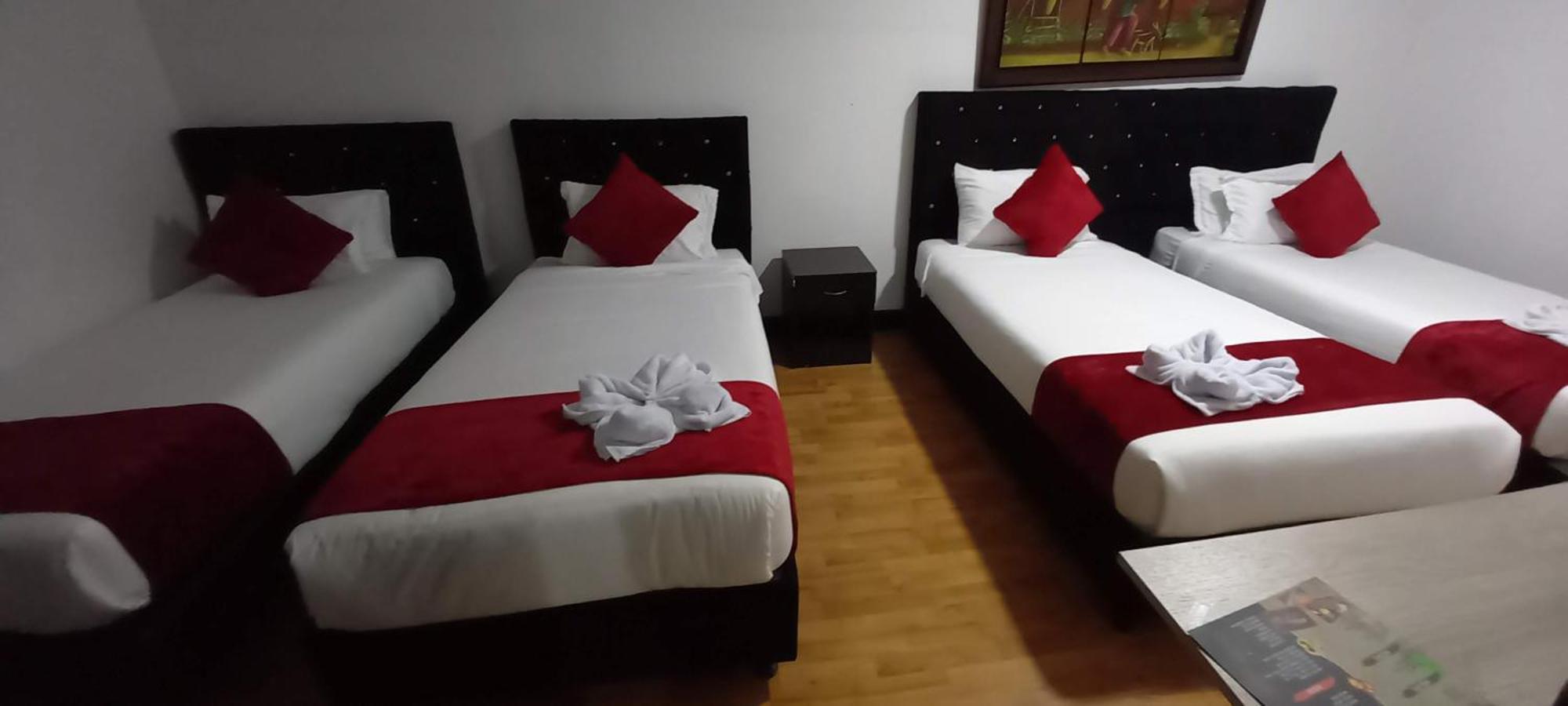 Aw Hotel American Travel Bogota Exterior photo